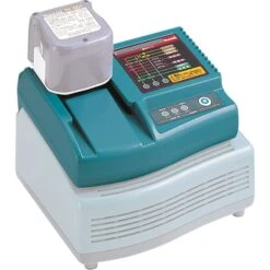 Makita 193682-6 Accu Refresher ADP03 -Makita Shop Nederland 193682 6 1