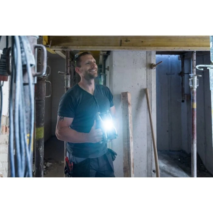 Brennenstuhl Mobiele LED Batterijgevoede Schijnwerper RUFUS 1500 MA, 1500lm, IP65 9 Brennenstuhl Mobiele LED Batterijgevoede Schijnwerper RUFUS 1500 MA, 1500lm, IP65 - Afbeelding 7