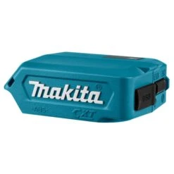 Makita DEAADP08 USB-adapter CXT 10,8V/12V Max Compact 16 Makita DEAADP08 USB-adapter CXT 10,8V/12V Max Compact -Makita Shop Nederland deaadp08 a1r0 1